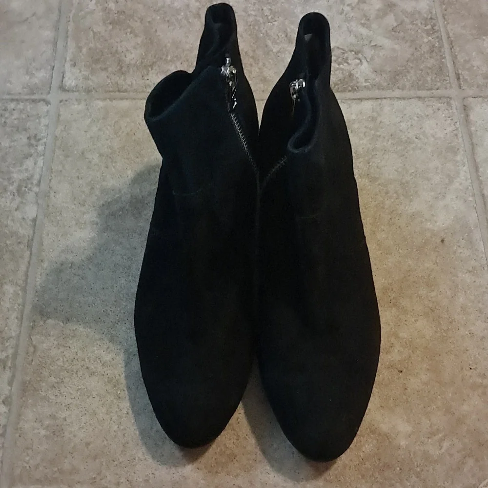 COACH Mystic Bootie Wedge Heel Black Suede Size 7.5B